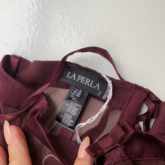 LA PERLA LINGERIE SKIRT SIZE 2 SMALL- maroon - Picture 3 of 3